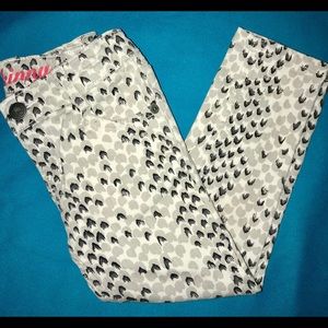 Fun & Funky- Crazy 8 skinny jeans-size 5